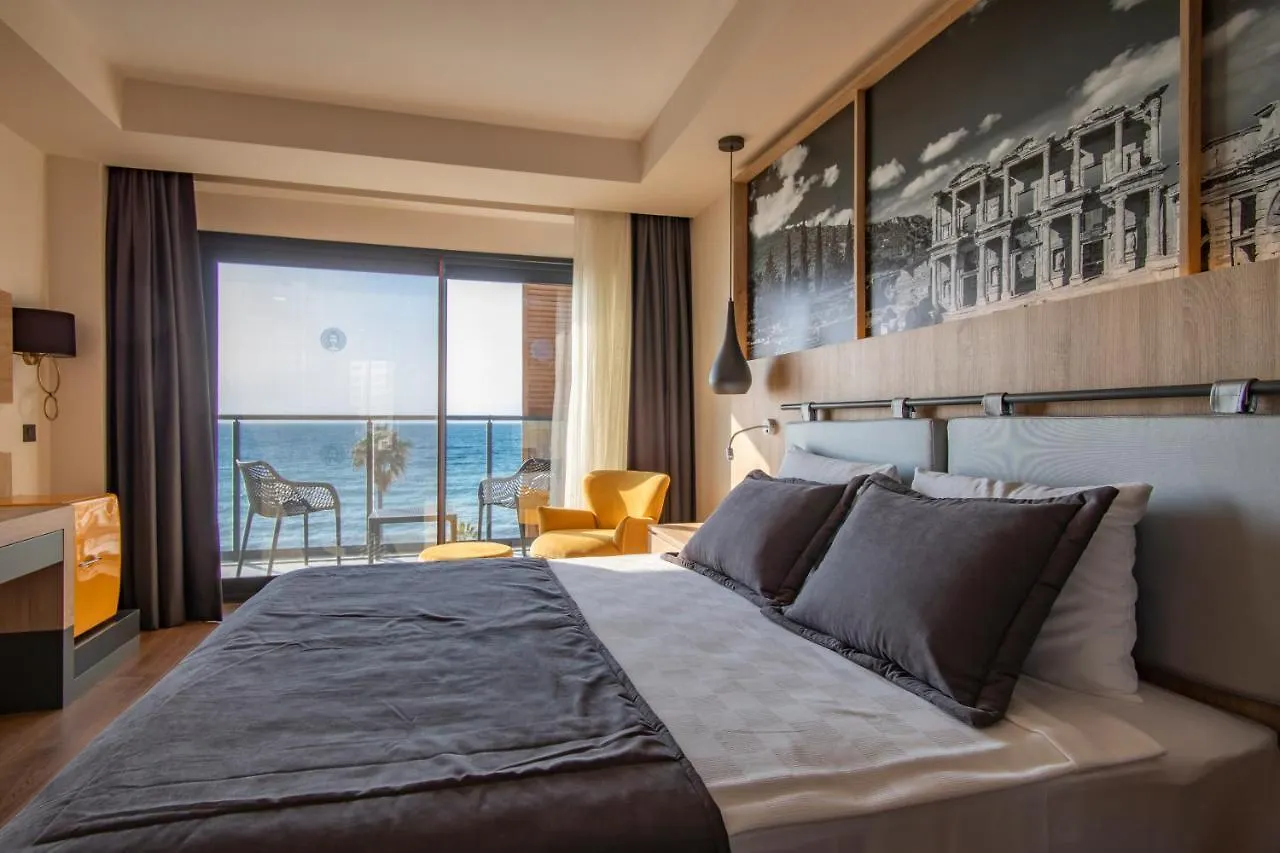 Maia Luxury Beach Hotel & Spa Guzelcamlı Turquie