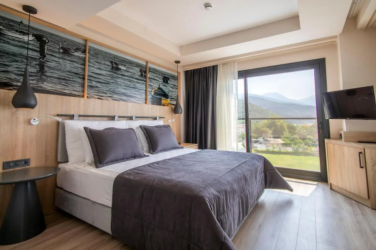 Maia Luxury Beach Hotel & Spa Guzelcamli 4*,